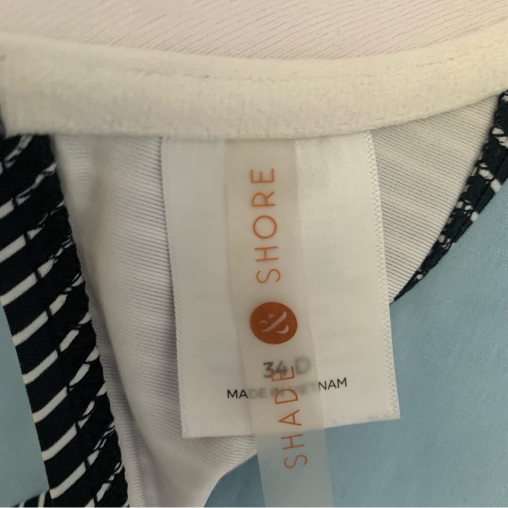 Shade & Shore 34D Black & White Padded Bikini Swim Top EUC - Picture 6 of 8